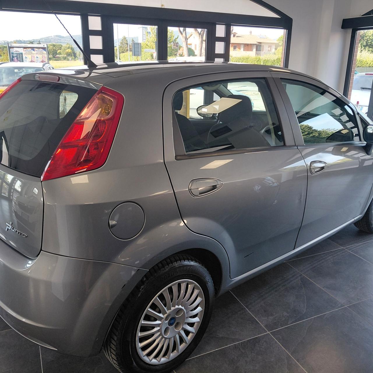 FIAT GRANDE PUNTO ANNO 2006 BZ 1.2 ADATTA NEOPATENTATI KM 189 MILA