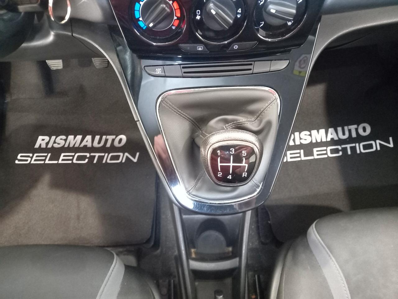 Lancia Ypsilon 1.2 69 CV 5 porte GPL Ecochic Platinum