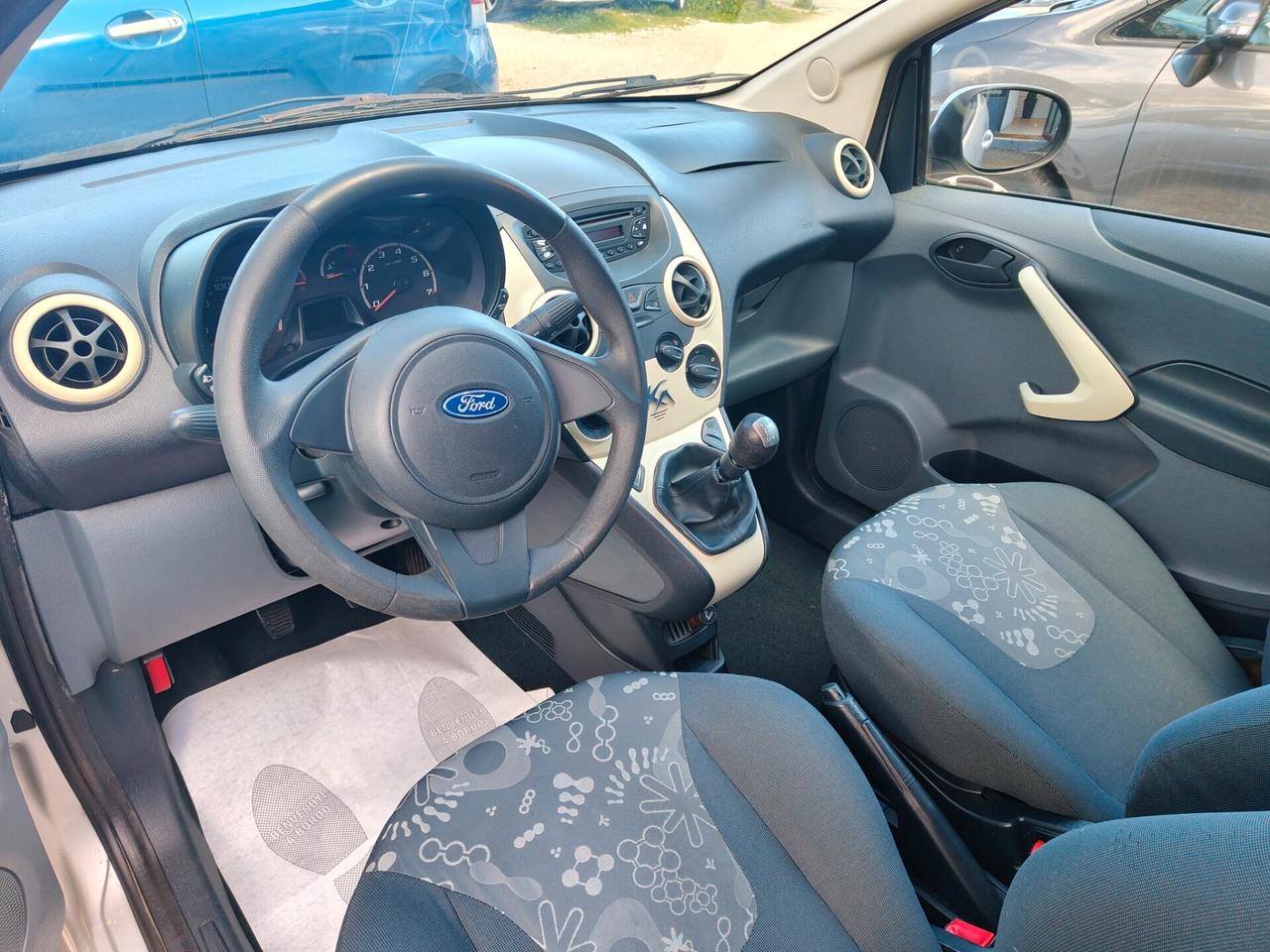 Ford Ka 1.2 8V 69CV PREZZO OUTLET