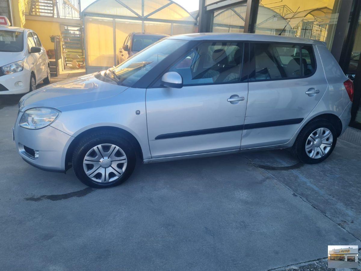 SKODA Fabia 1.2 Benzina-77.000 Km-Neopatentati