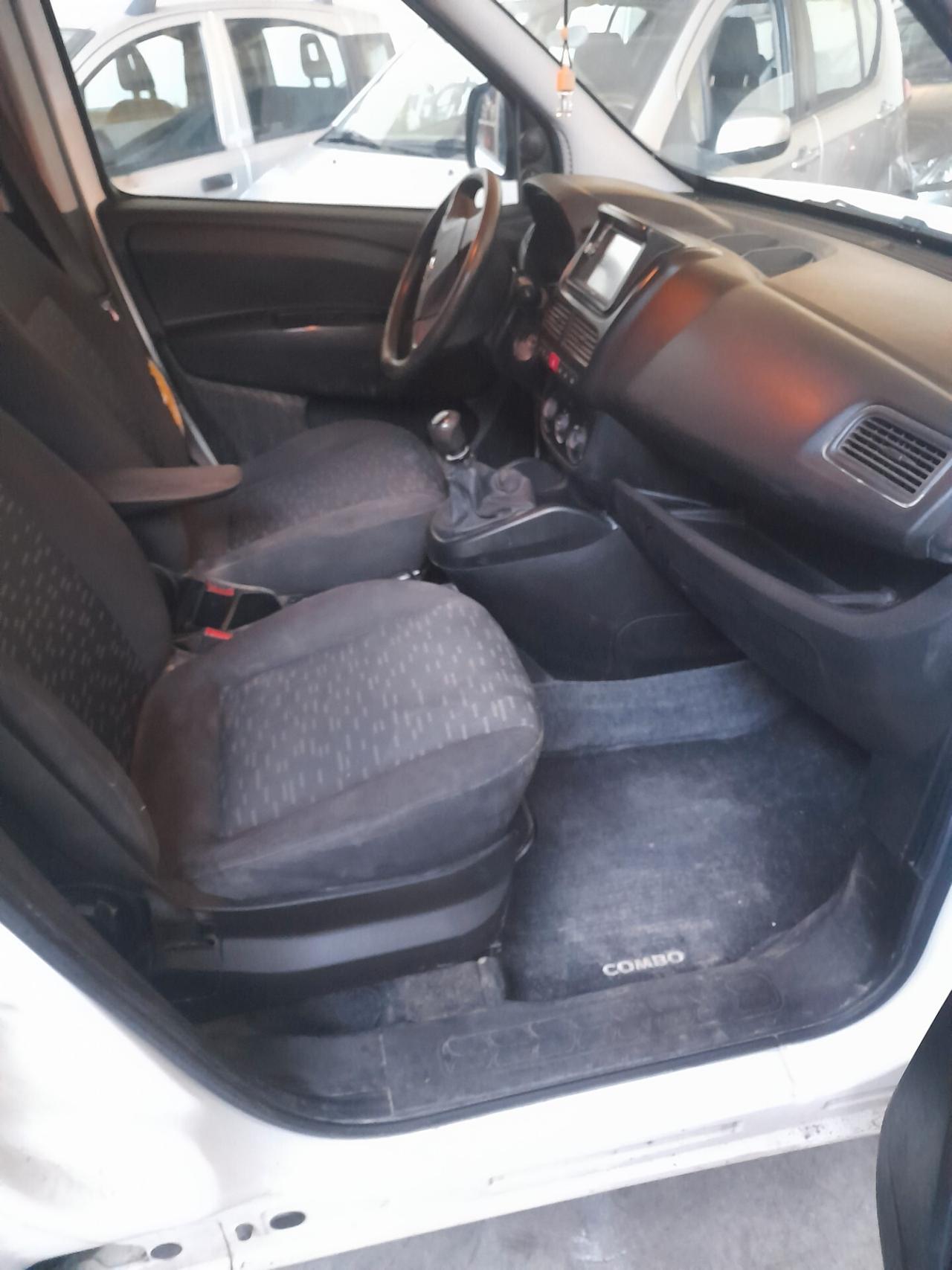 Opel Combo 1.6 CDTI 105CV 5 Posti