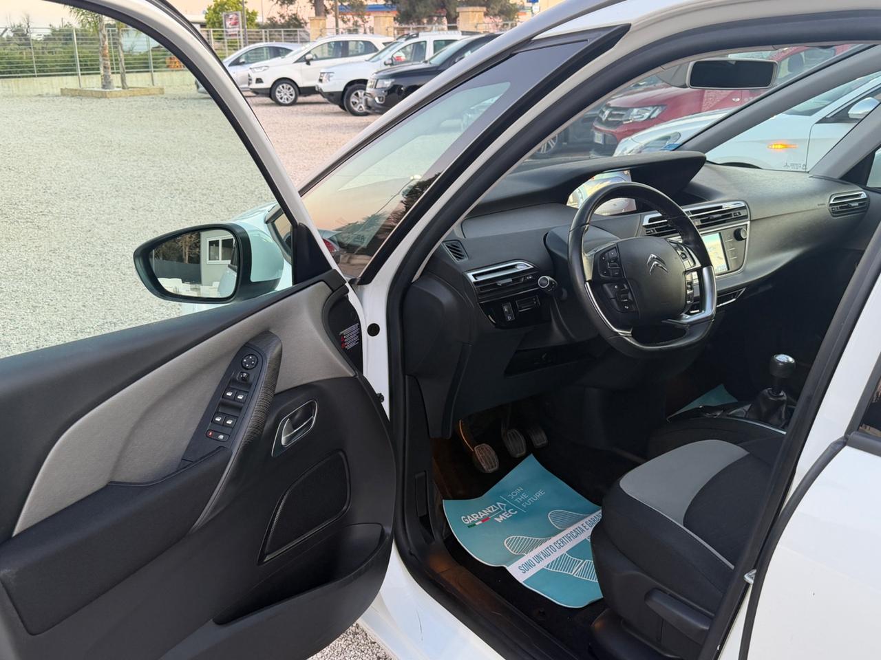 Citroen Grand C4 Picasso 1.6 e-HDi 115 Intensive