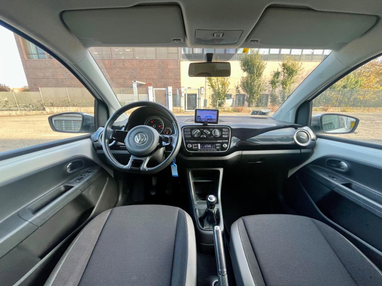 VW Up 1.0benz 2014 144.000km perfetta per neopatentati