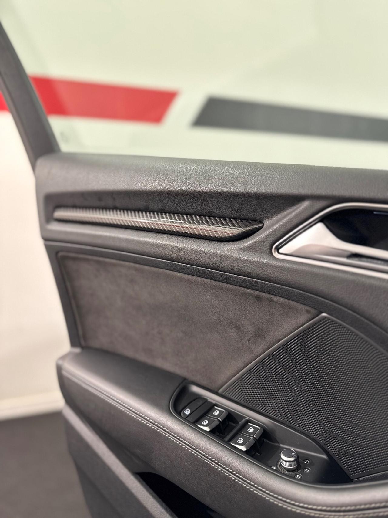 Audi RS3 Sedan 2.5 TFSI quattro S tronic TAGLIANDI UFFICIALI AUDI PROMO OMAGGIO BLACK FRIDAY FINO AL 29 NOVEMBRE