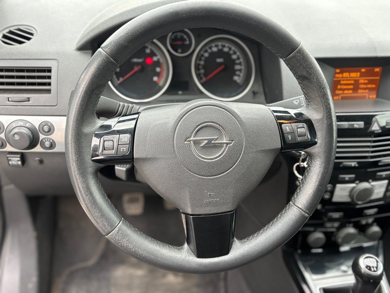 Opel Astra GTC 1.6 16V VVT 3 porte Enjoy