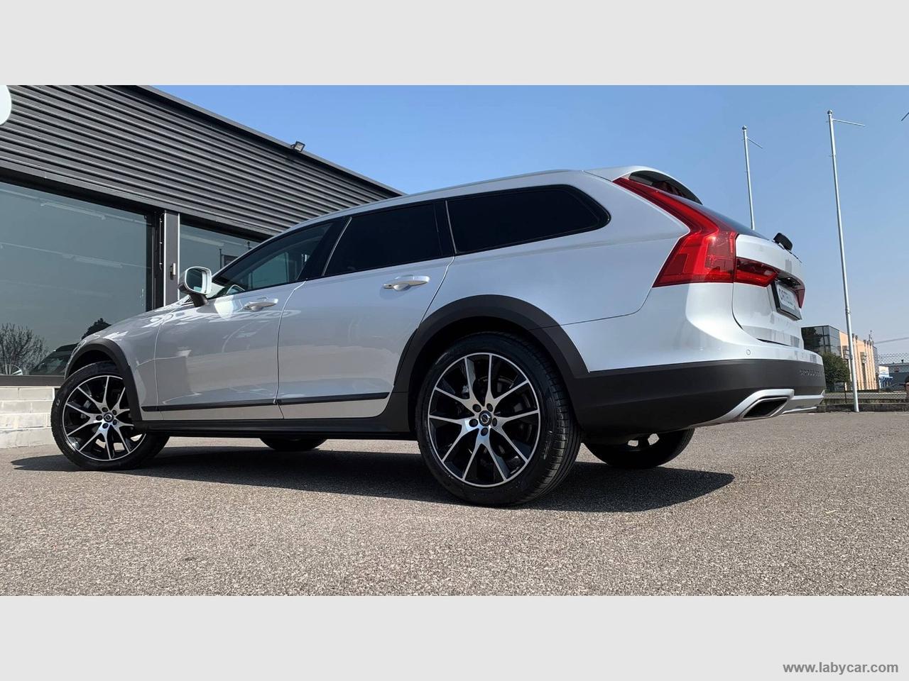 VOLVO V90 Cross Country D4 AWD Geartronic Pro GANCIO TRAINO I.V.A.