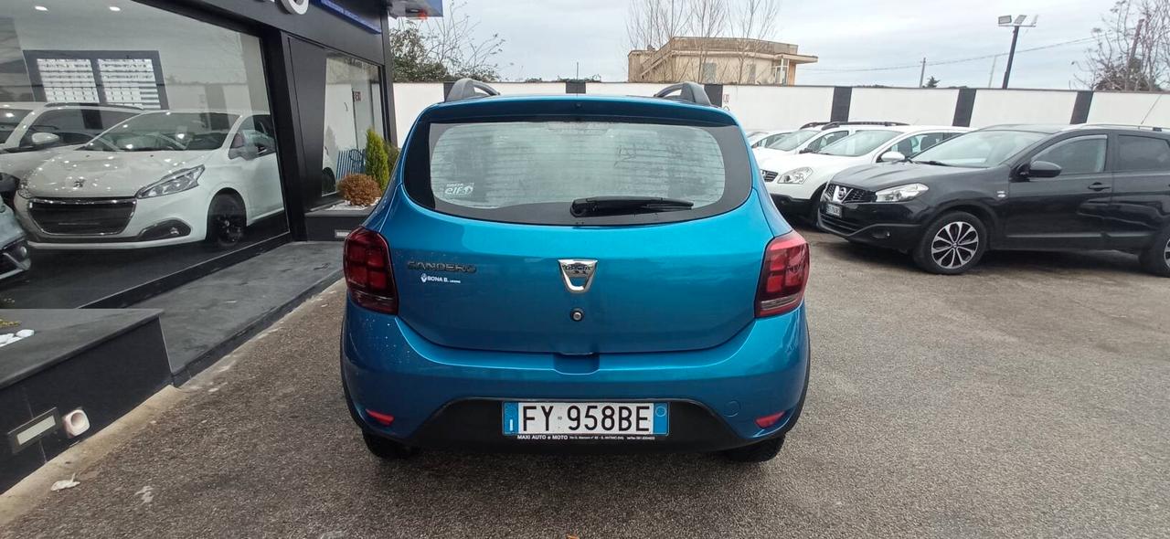 Dacia Sandero STEPWAY!