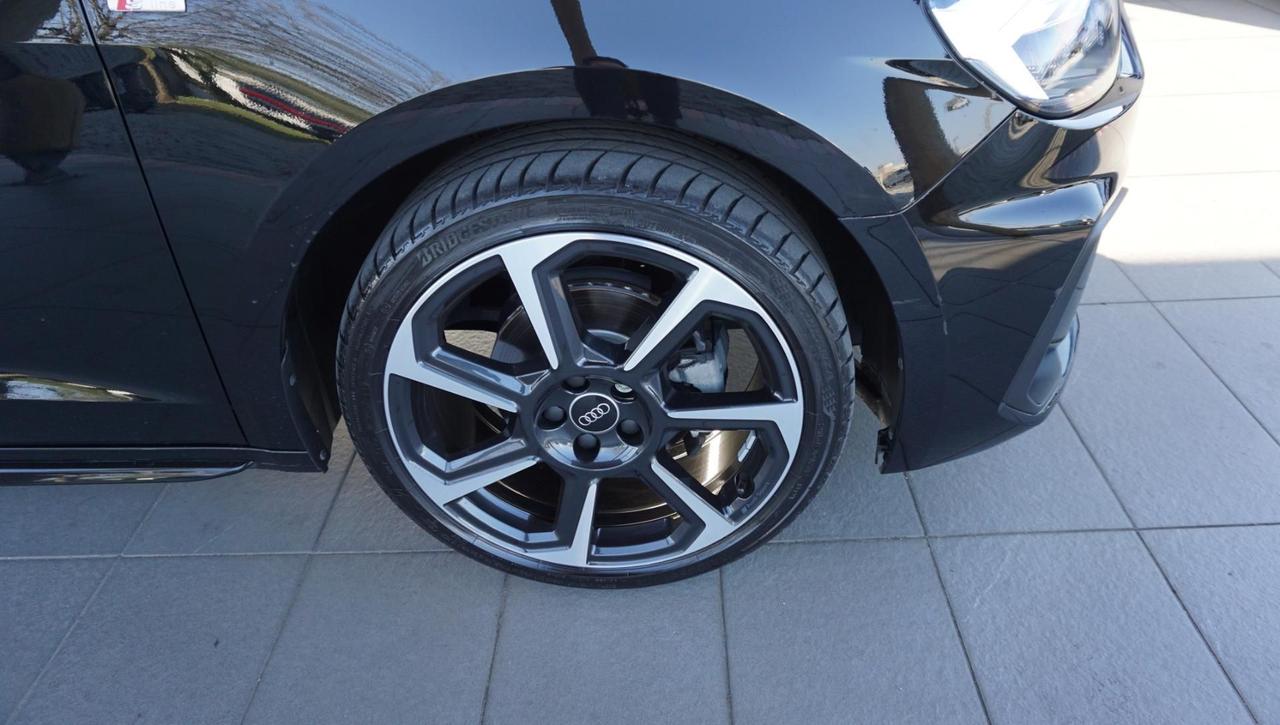 Audi A1 SPB 30 TFSI S-Tronic Identity Black
