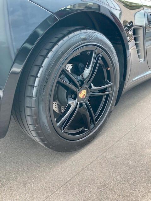 Porsche Boxster 2.7 24V cambio manuale perfette condizioni