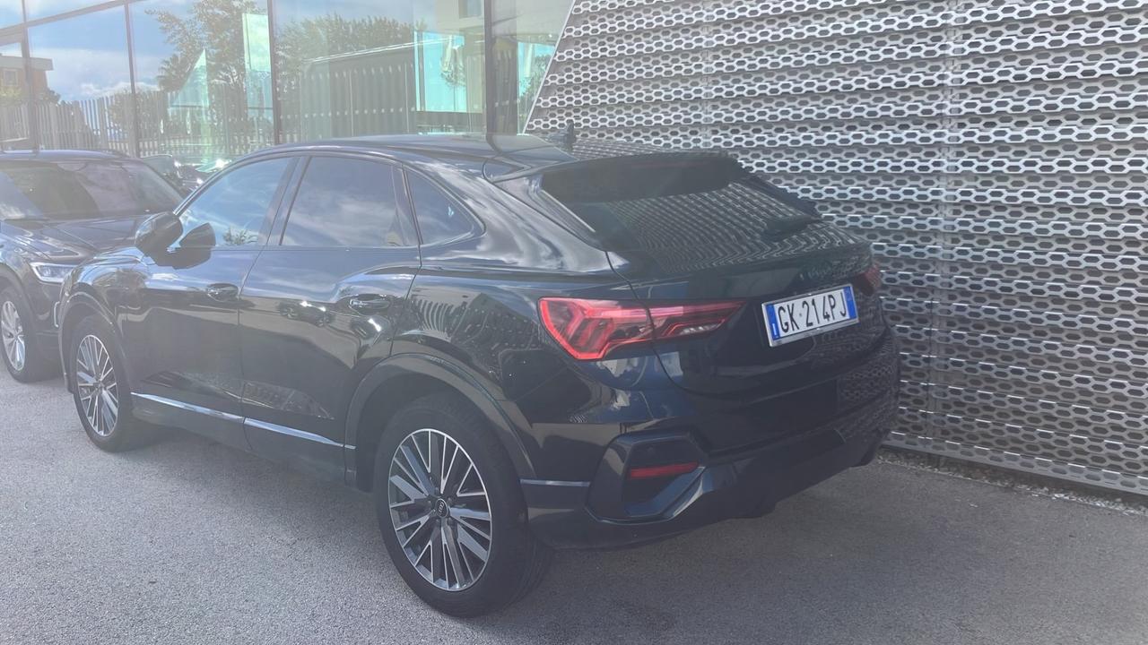 AUDI Q3 2.0 150CV S-TRONIC/VIRTUAL/R.CAMERA