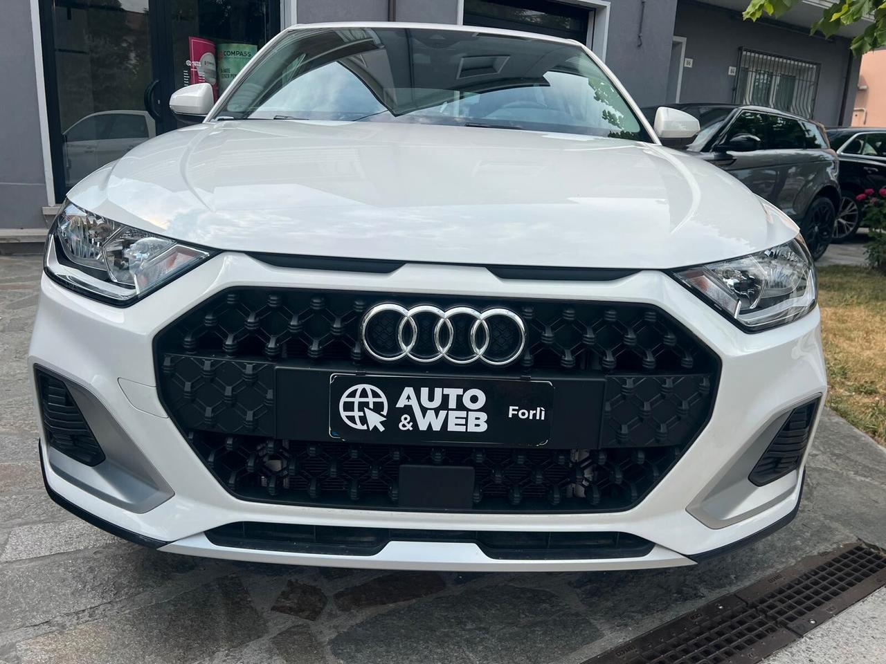 AUDI A1 ALLSTREET 30 TFSI S-TRONIC BUSINESS NEOP