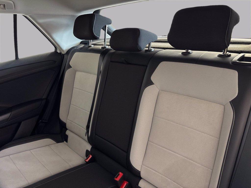 VOLKSWAGEN T-roc 1.0 tsi style 110cv del 2023