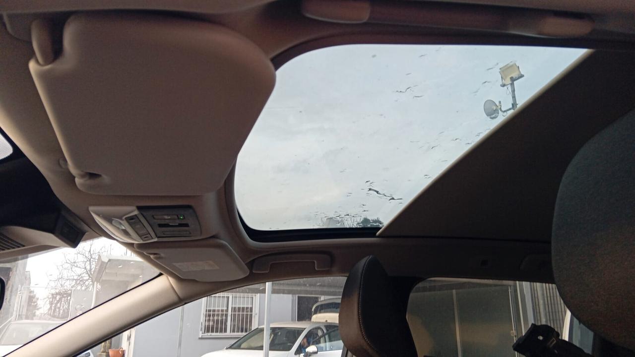 Nissan Qashqai MHEV 140 CV Tekna SINISTRATO