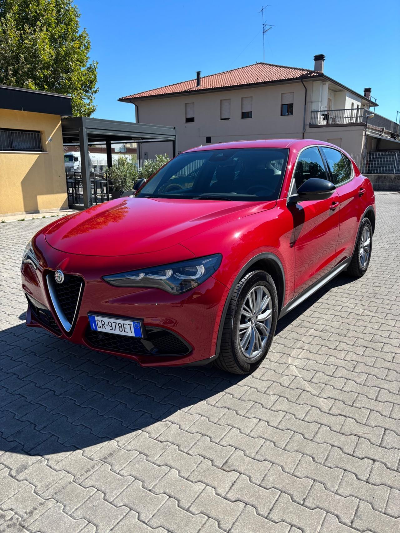 Alfa Romeo Stelvio 2.2 Turbodiesel 160 CV AT8 RWD Super