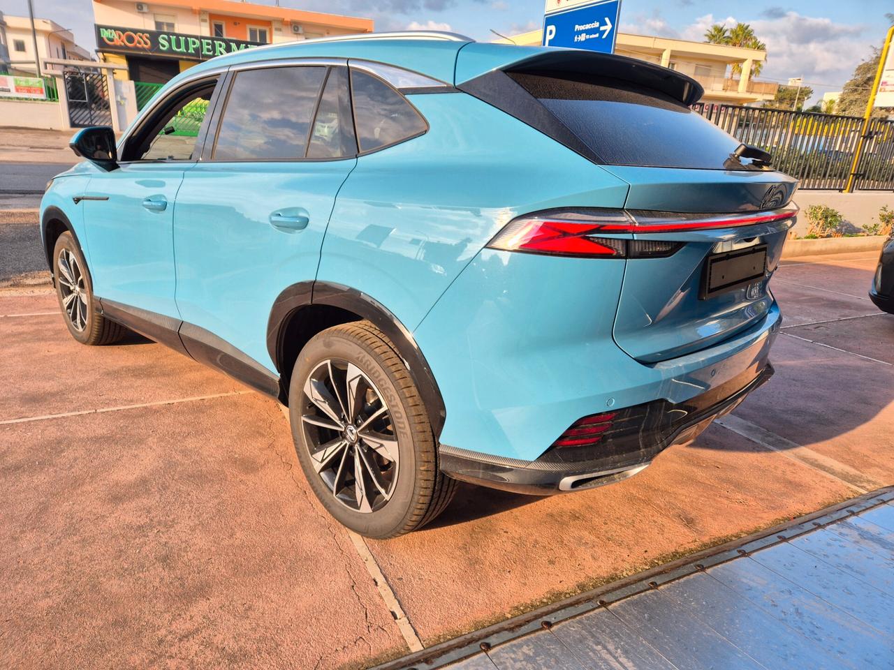 Mg Nuova HS 1.5 Luxury 170CV MT
