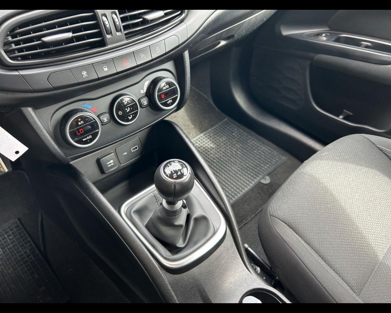 FIAT Tipo SW II 2016 - Tipo SW 1.6 mjt Business s&s 120cv my19