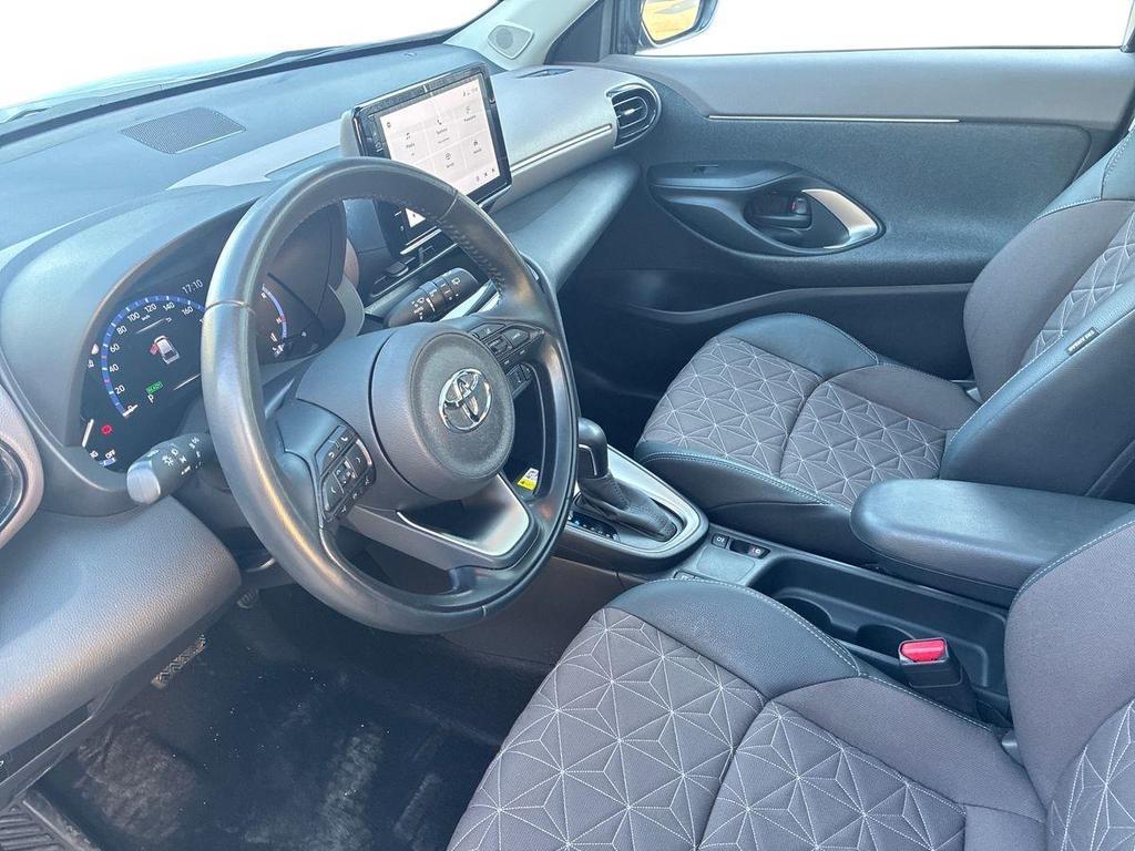 Toyota Yaris Cross 1.5h Lounge fwd 116cv e-cvt