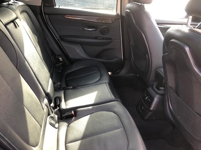 Bmw 2er Active Tourer 218d Luxury