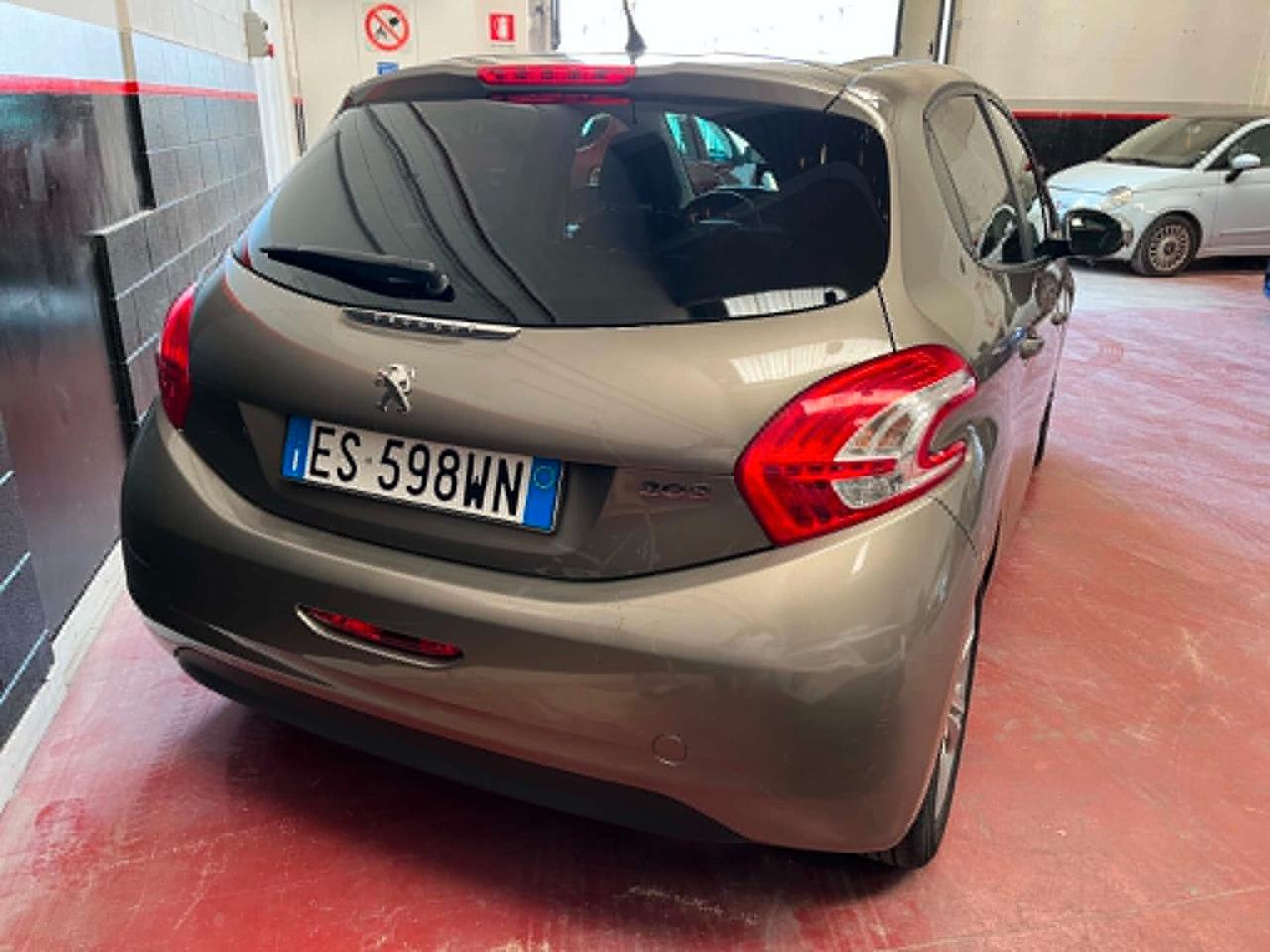 Peugeot 208 1.2 VTi 82 CV 5 porte Allure imm. 2013