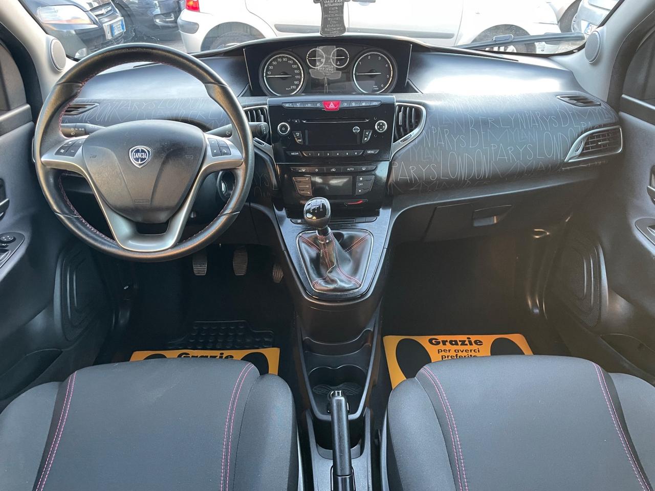LANCIA YPSILON 1.3 DIESEL 95 (CV) 2013
