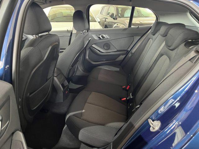 BMW 118 i Business Advantage "18 Msport/Navig/Park/OK NEOP