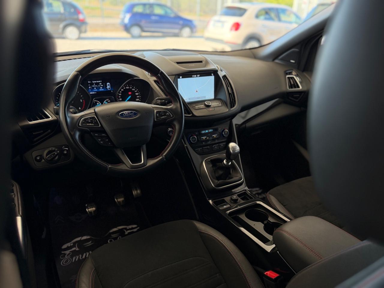 Ford Kuga 1.5 TDCI 120 CV ST-Line