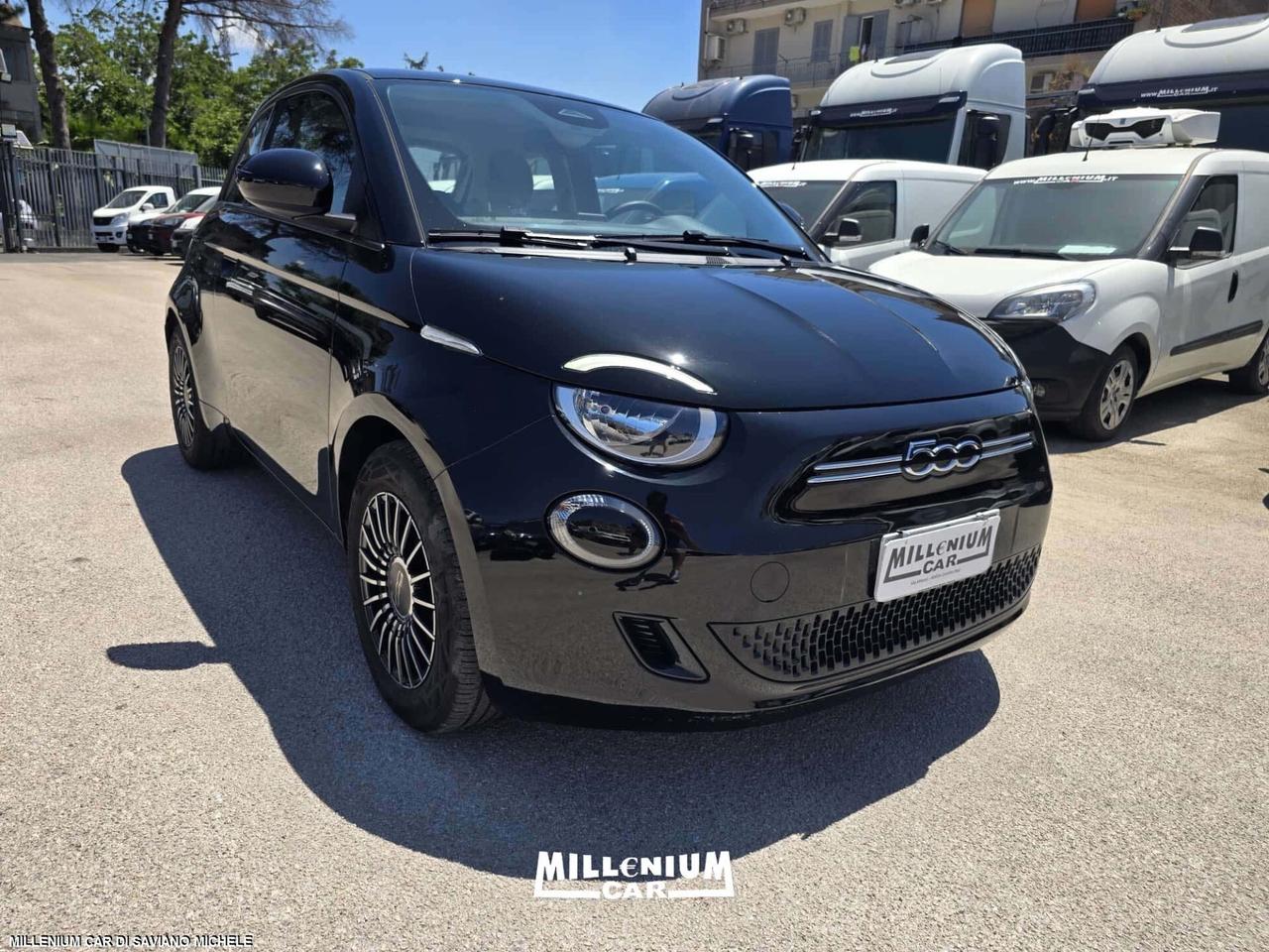 Fiat 500 ELETTRICA 2024 KM 10MILA
