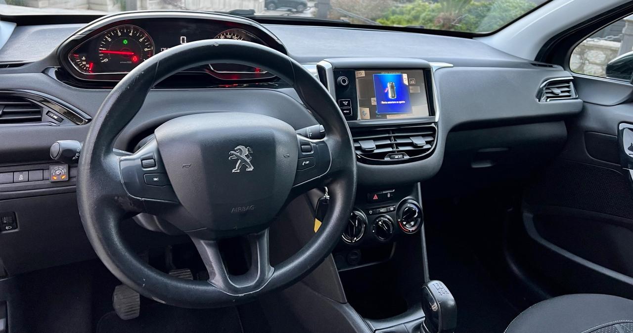 Peugeot 208 1.2 GPL