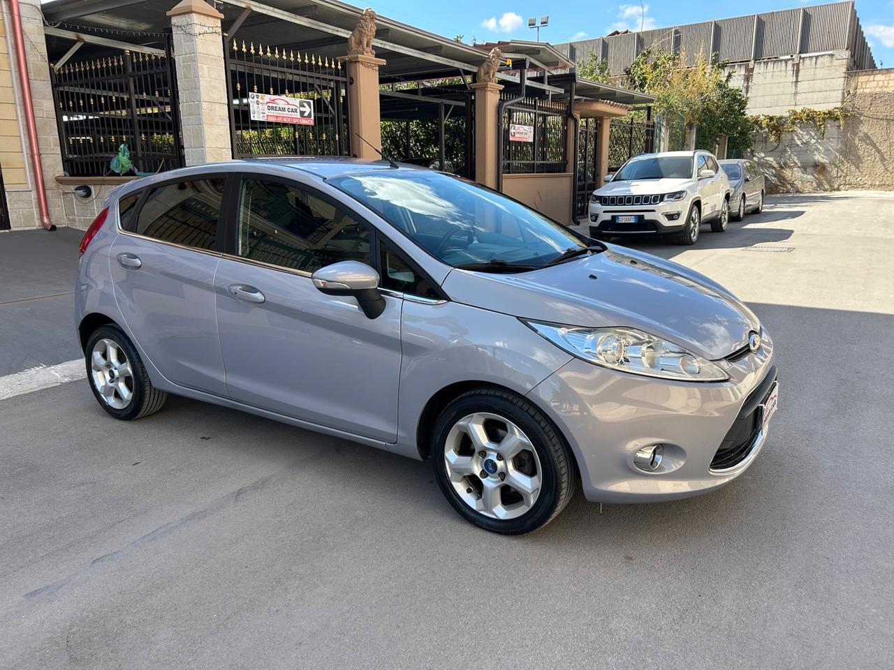 Ford Fiesta 1.4 TDCi 5p. Titanium