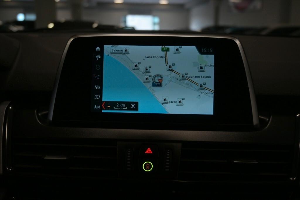 BMW 216D ACTIVE TOURER 116CV STEPTRONIC BUSINESS ADVANTAGE ( FARI LED - PELLE - CRUISE - NAVI - PARK ASSISTANT - TELECAMERA POST. )