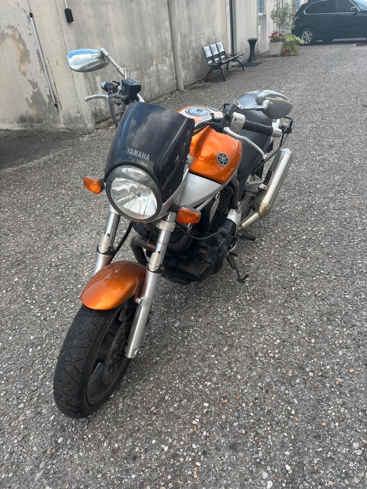 Yamaha BT 1100 Bulldog