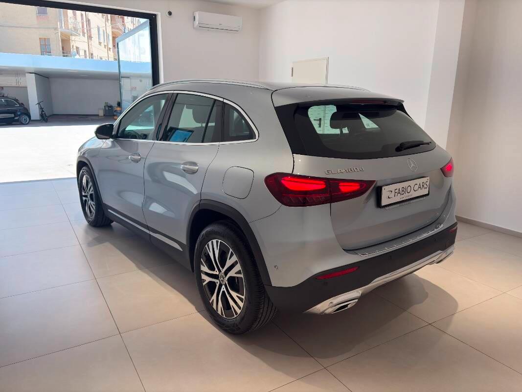 Mercedes Classe GLA 180 d Progressive Advanced auto