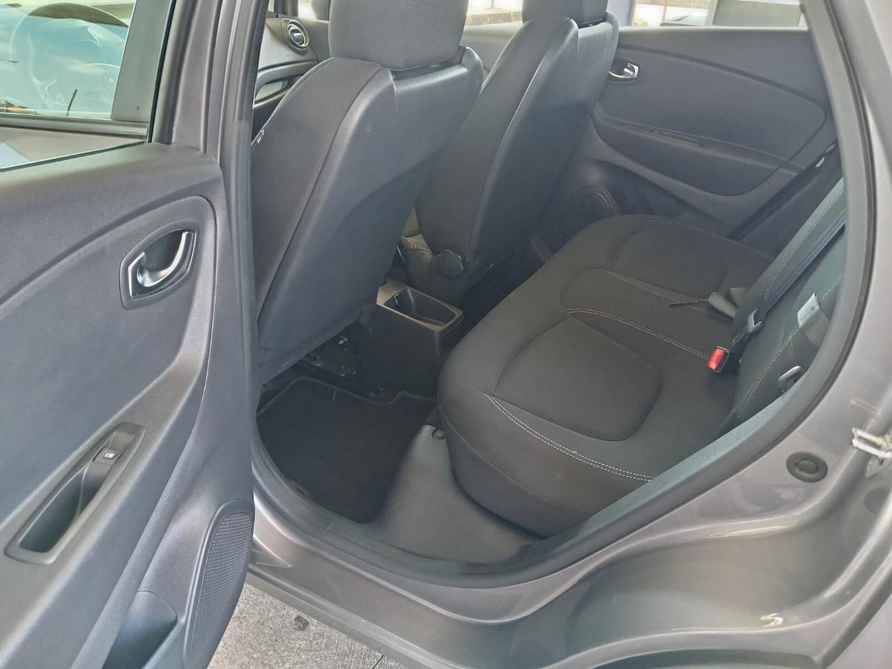 Renault Captur dCi 8V 90 CV EDC Sport Edition2