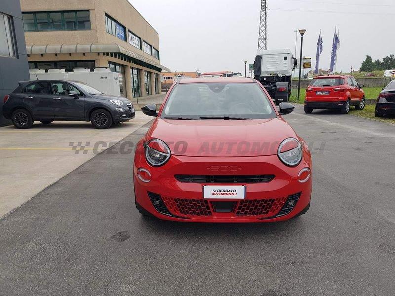 FIAT 600 600e - RED