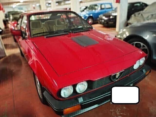 Alfa Romeo Alfetta 2500 V6