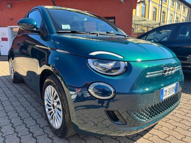 FIAT 500e Berlina 42 kWh