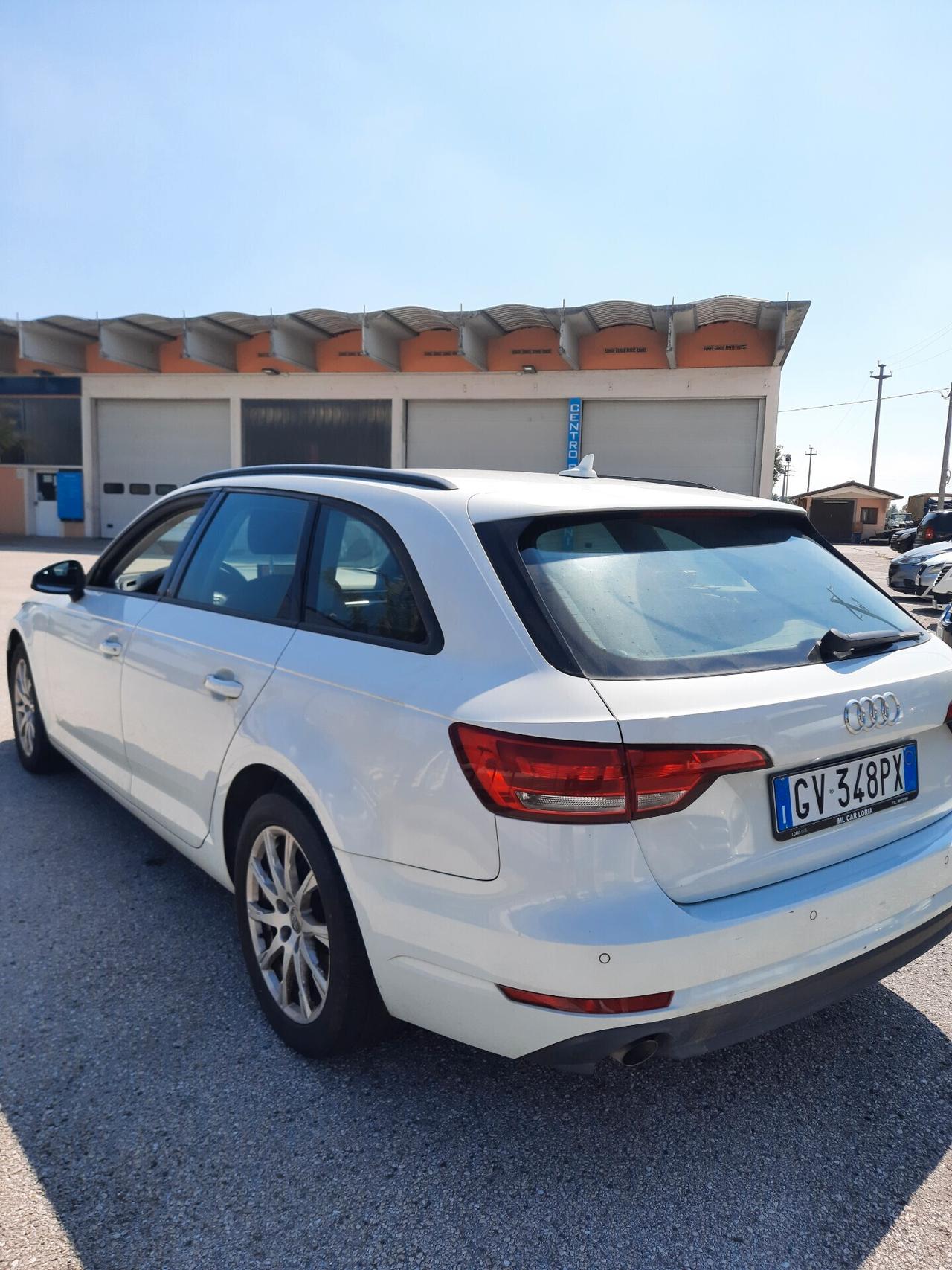 Audi A4 2.0 TDI 150 CV ultra S tronic