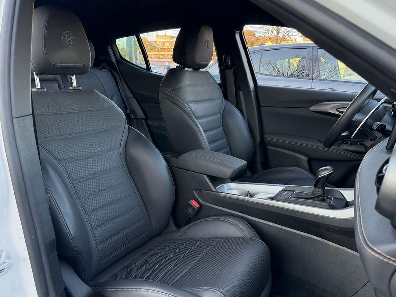 Alfa Romeo Tonale Tonale 1.5 hybrid Veloce 160cv tct7 " MAT-GREY"