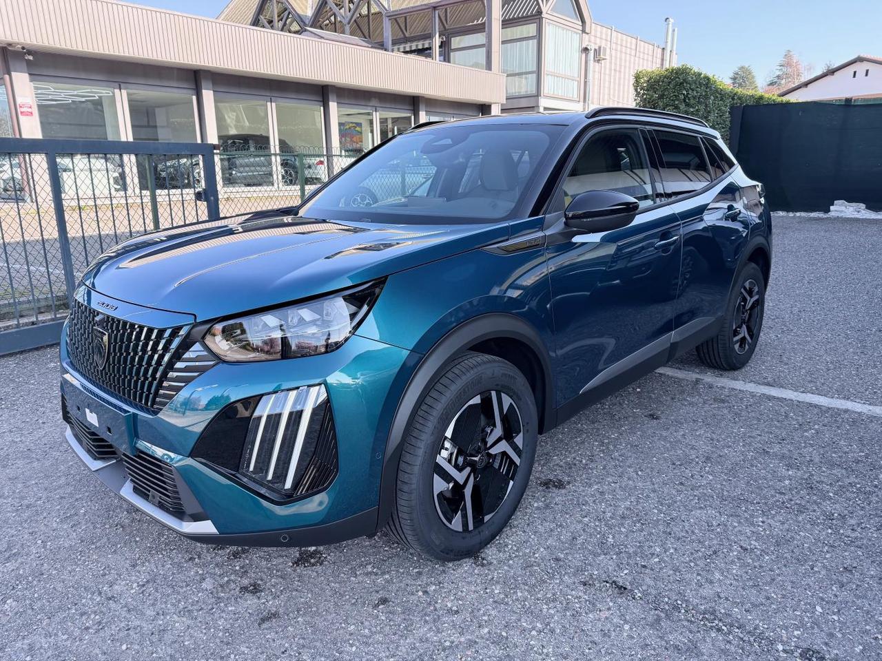 Peugeot 2008 2008 1.2 hybrid GT 145cv e-dcs6