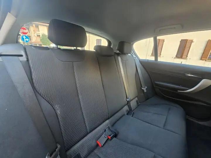 Bmw 114 114d 5p. Business