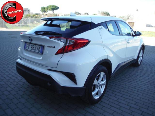 TOYOTA C-HR 1.8 Hybrid E-CVT Business