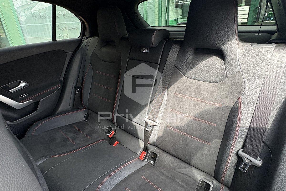 MERCEDES A 180 Automatic AMG Line Premium
