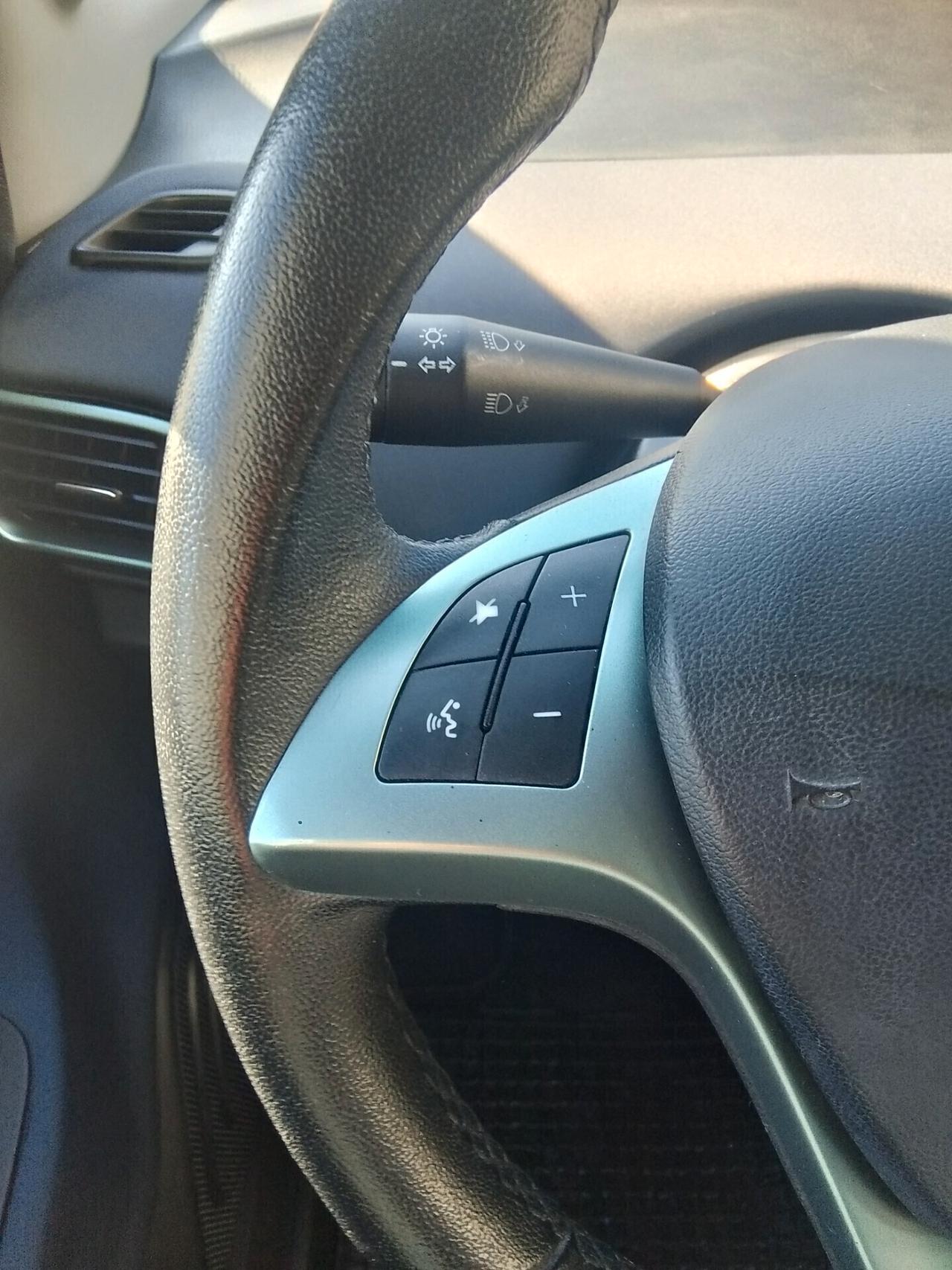 Lancia Ypsilon 1.0 FireFly 5 porte S&S Hybrid Gold