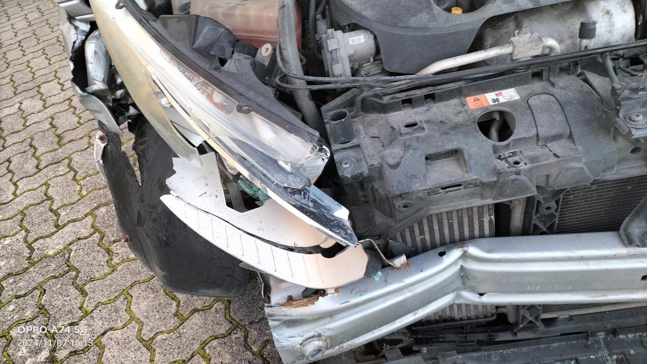 Ford B-Max 1.6 TDCi 95 CV Individual