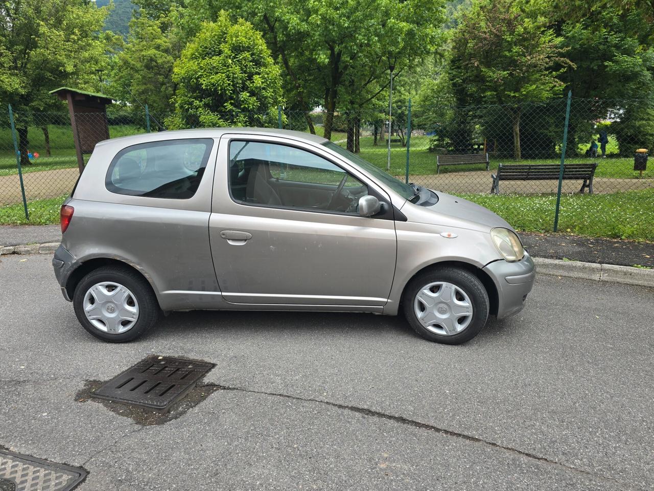 TOYOTA YARIS 1.3 SOL "OK PER NEOPATENTATI"