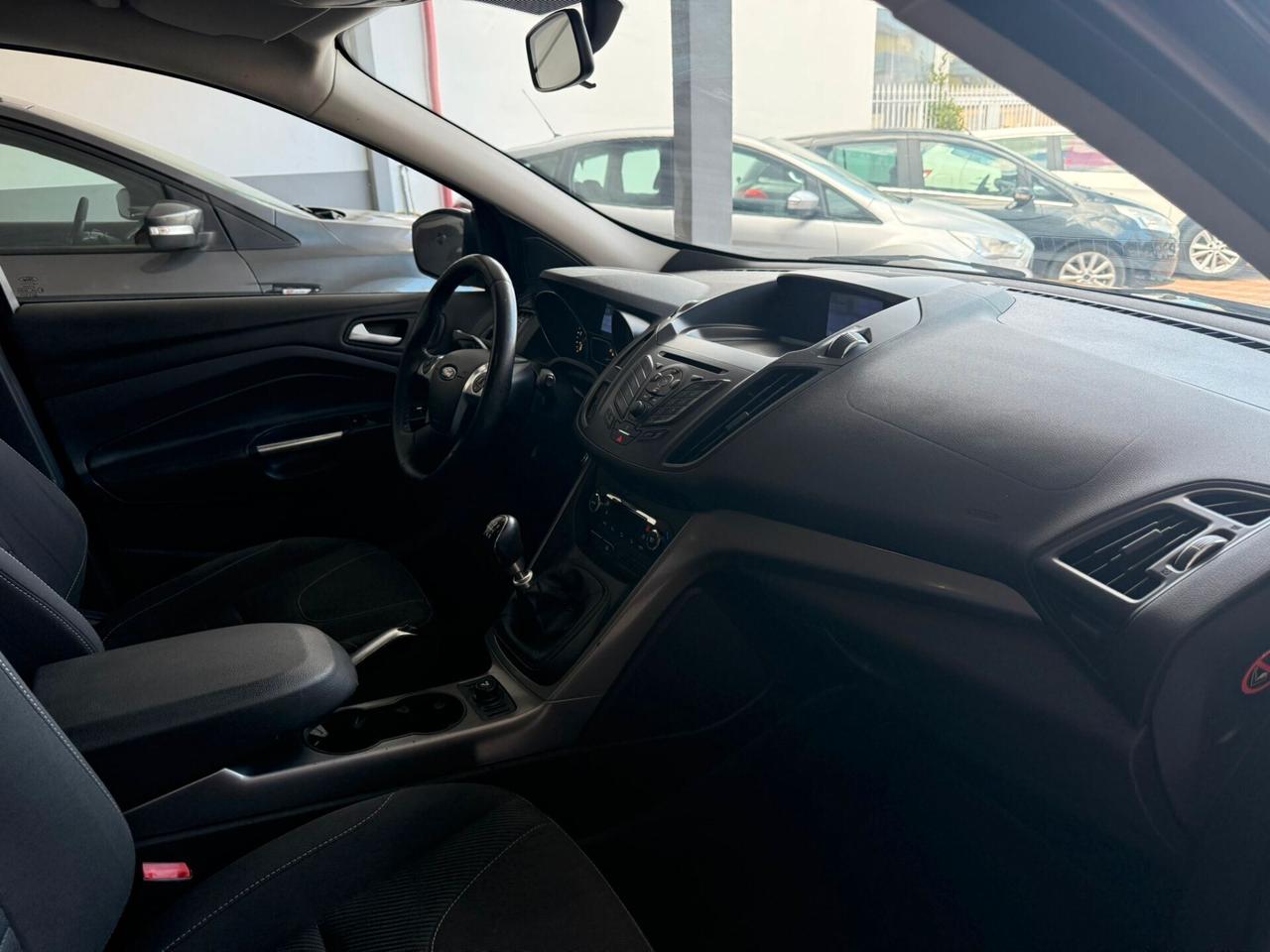 FORD KUGA 2.0 DIESEL 4x4 DEL NORD ITA 2013