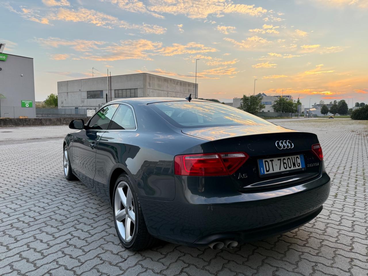 Audi A5 2.0 TDI S-LINE