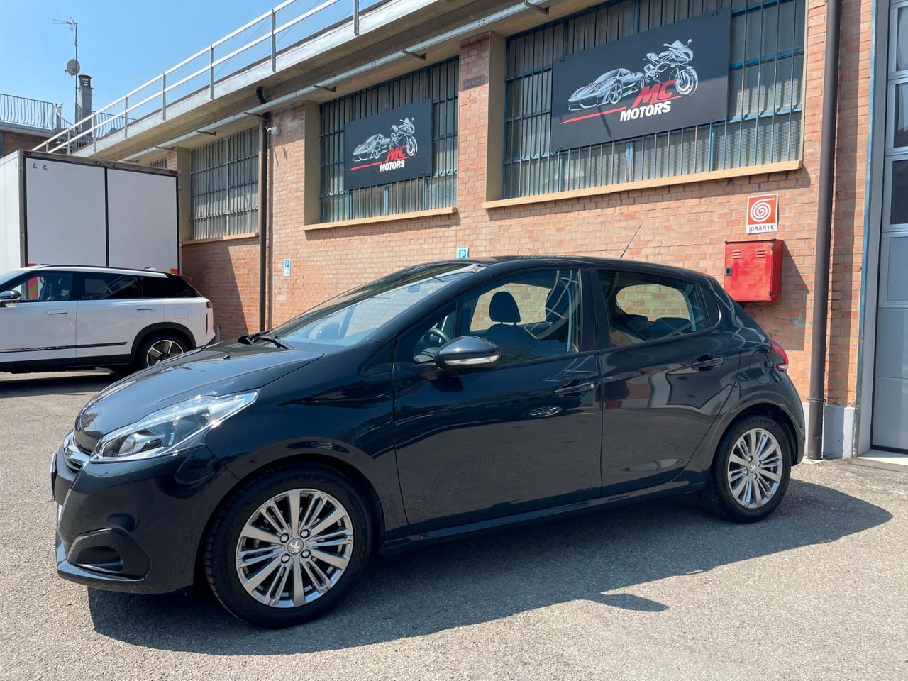 Peugeot 208 1.5 Diesel Allure 2019 – 91.000 km certificati, manutenzione documentata con fatture