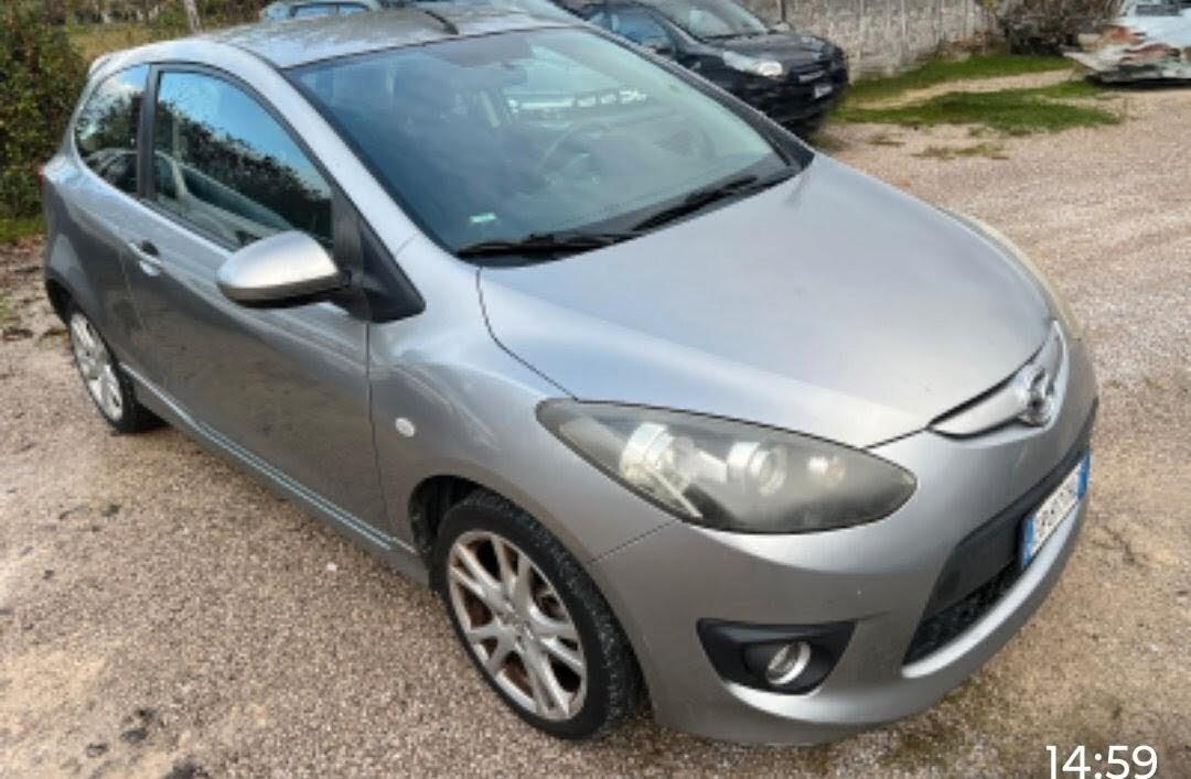 Mazda 2 Sport 1.3 2011 km 160000