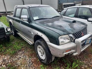 Mitsubishi L200 L200 d.cab 2.5 tdi GLS 4wd 115cv